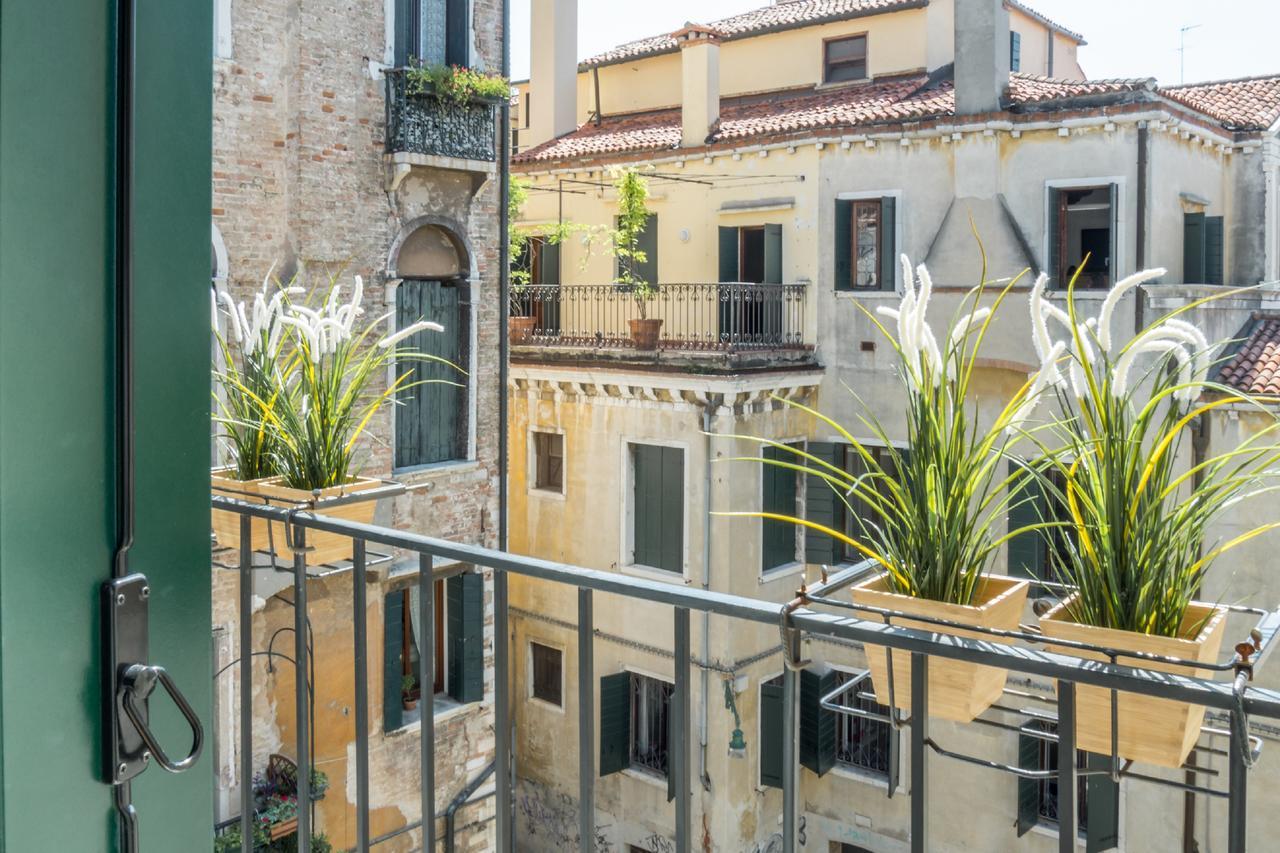 Rialto Apartments Whit Lift Venedig Exterior foto